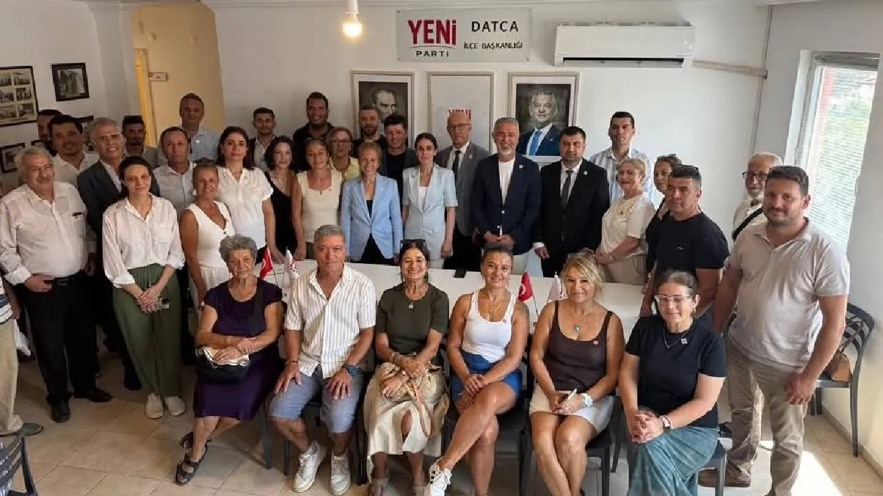 Datça'da Siyasi Deprem: CHP'den İstifa Edip YENİ Parti'ye Katıldılar!