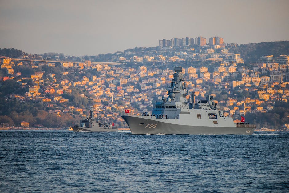 Hürmüz Boğazı'nda ABD savaş gemileri