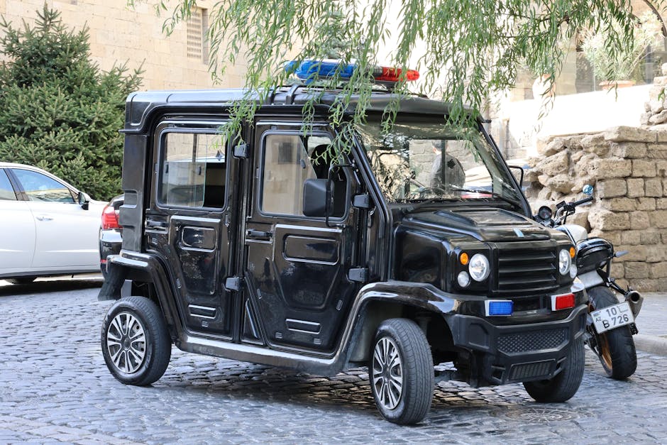 Mersin Yenişehir Belediye binası ve polis