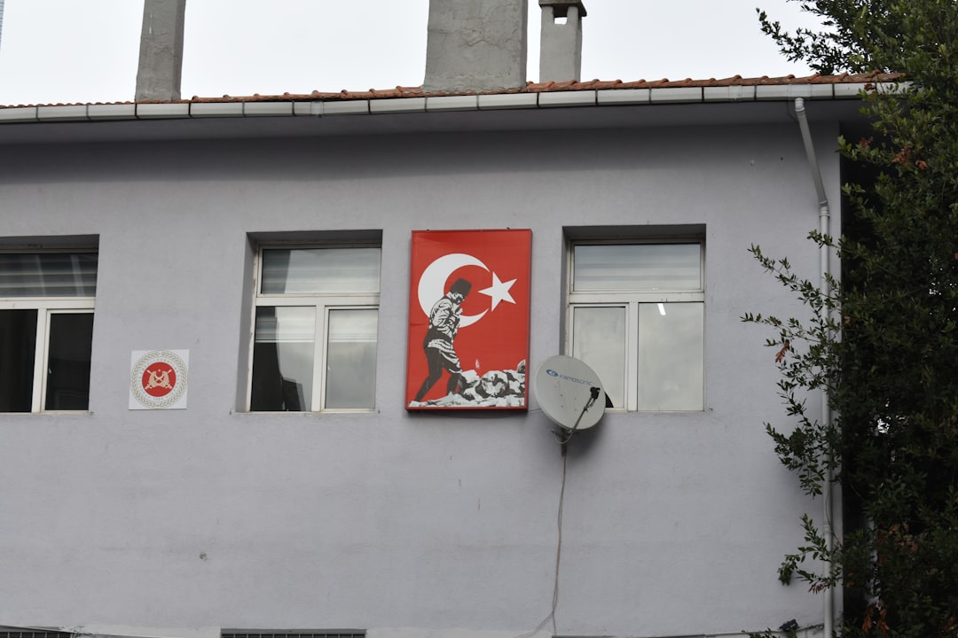 Demre’de ilkokul sınıfı